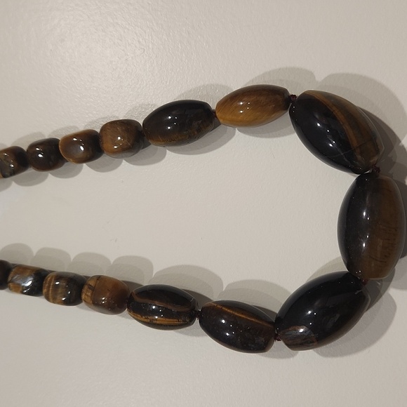 Elegant‎ Black and Brown Beaded Necklace Tiger Eye - Picture 2 of 5